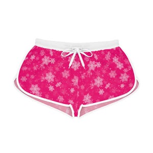 Weihnachten Rosa Schneeflocke Damen Shorts, Urlaub Lounge Wear, Festliche PJ Böden, Bequeme Schlafshorts, Winter Loungewear