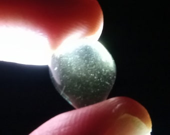 Cintamani pearl [Saffordite] (1.0-1.9 grams) Gem grade (translucent)