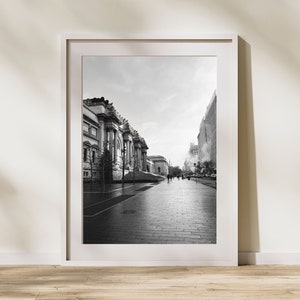 NYC Upper East Side Print Czarno-biały, Fotografia Nowego Jorku, Czarno-biały NYC Wall Art, Wydruk The Met, Pobieranie cyfrowe