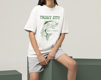 Vintage Fishing Tee Shirt: Classic Angler Design for Outdoors Enthusiasts