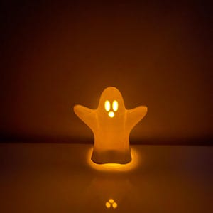 Spooky Glow 3D-Printed Light-Up Ghost