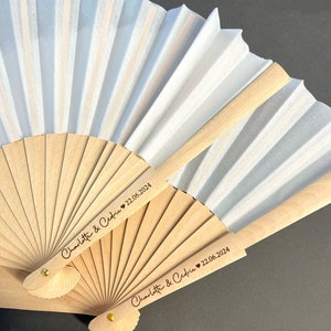 Personalized fan - wedding fan - detail for guests - wooden fan - original gift - personalized gift - bride and groom