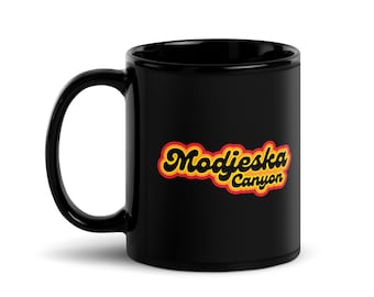 Caneca Modjeska com logotipo preto brilhante dos anos 70