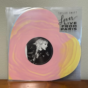 Taylor Swift's SPECIAL EDITION "Lover" (Live From Paris)" [2xHeart Shape Vinyl] Mint/Mint