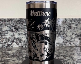 Vaso de acero inoxidable personalizado de 20 oz con forma de tortuga marina: envoltura completa personalizada grabada