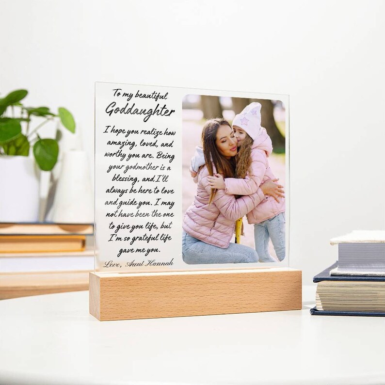 Presentes personalizados para afilhada, da madrinha: placa de acrílico com foto, presente para primeira comunhão, batizado ou aniversário. imagem 6