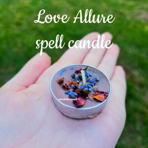 Candela con incantesimo d'amore