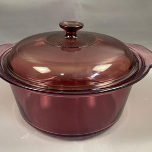 Batterie de cuisine ronde avec couvercle, 5 l, canneberges, Visions - Corning