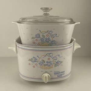 Vintage Rival Crock Pot Corning Ware Slow Cooker and 3 QT. Quart Country Cornflower Baking Casserole Dish with Lid