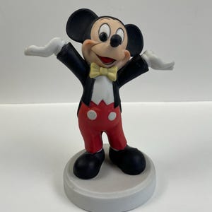 Vintage Mickey Mouse Figurine – Ceramic Disney Collectible, Retro Cartoon Decor, Perfect Gift for Disney Fans