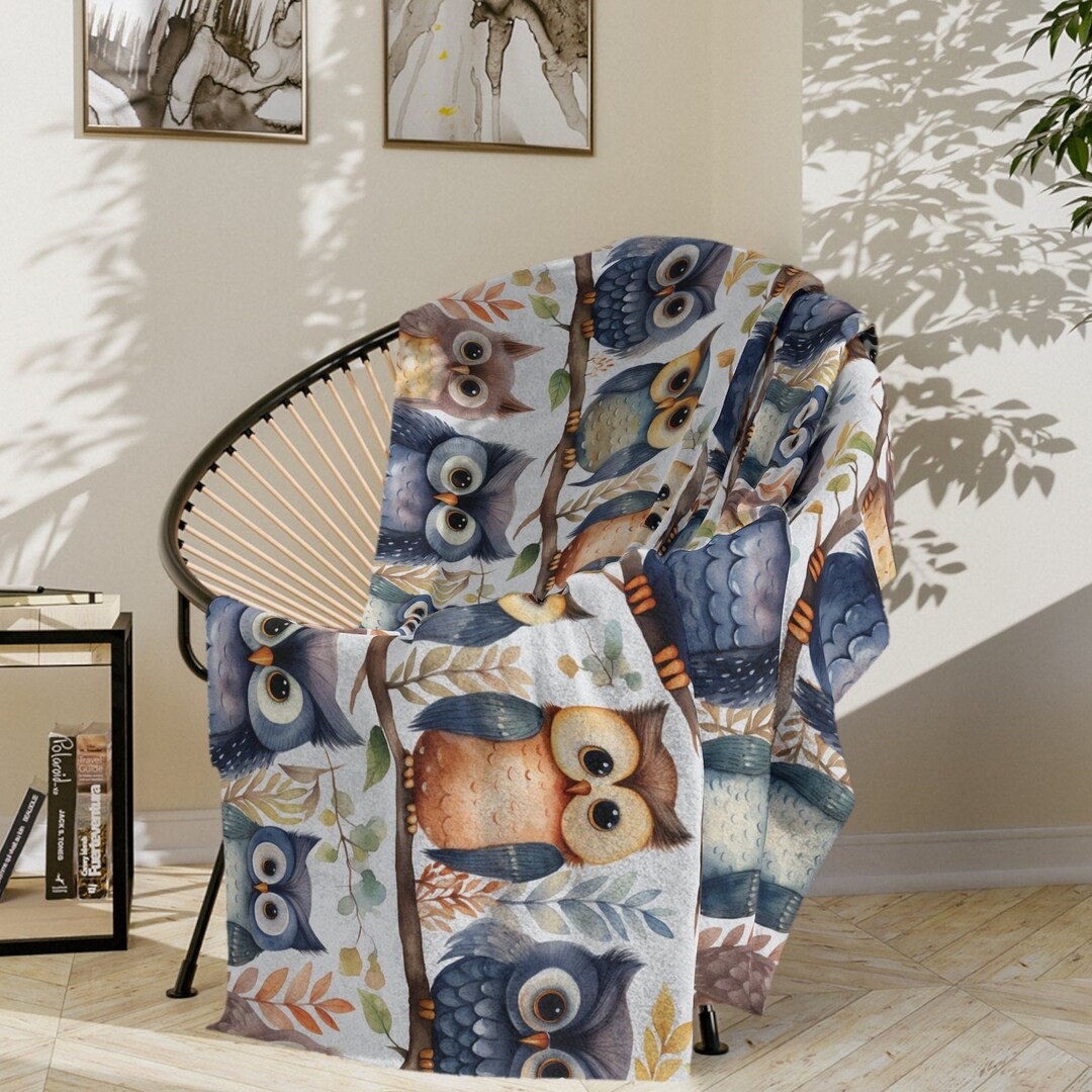 Midnight Owl Flight Quilted Blanket NCU0NNT2168 main image 1