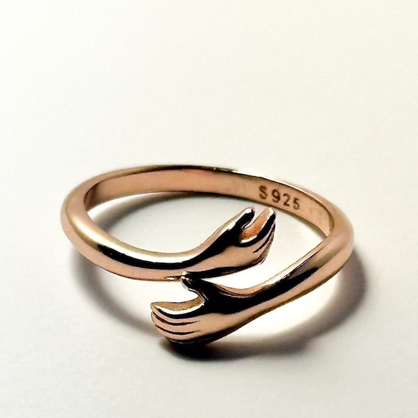 18k Rose Gold Textured Hug Ring, 925 Sterling Silver Ring, Minimalist Love Hand Ring, Cute Embrace Couple Ring, Dainty Lover Ring for Her