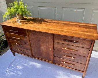 SOLD!! Mid-Century Modern Dresser | Walnut | Vintage