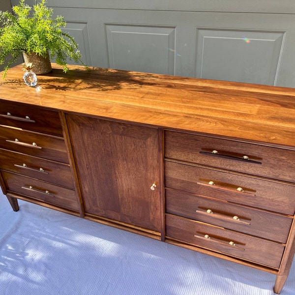 SOLD!! Mid-Century Modern Dresser | Walnut | Vintage