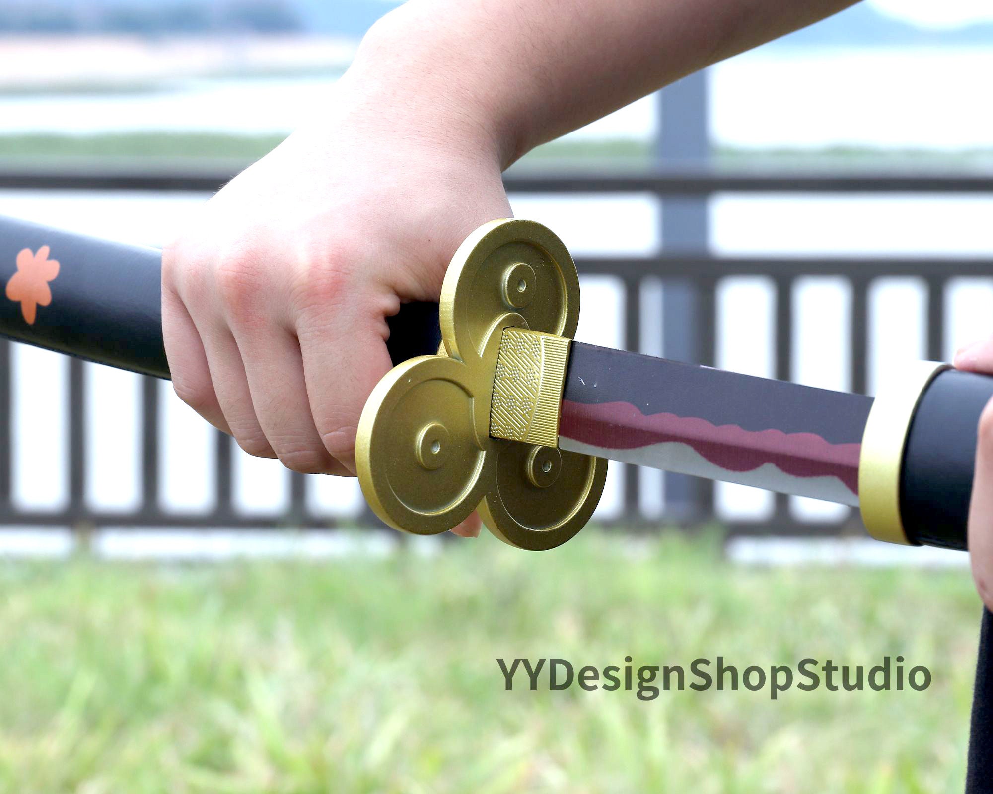 One Piece Dracule Mihawk Weapon Yoru Cosplay Replica Sword Prop - Price  history & Review, AliExpress Seller - GOCosplay Store