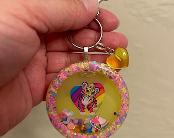 90’s inspired tiger handmade resin shaker keychain/bag/purse charm with heart charm