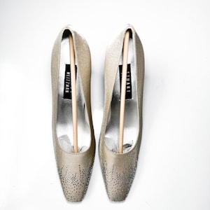 Brand New Vintage Stuart Weitzman Iridescent Satin Rhinestone Pumps | Size 10 AA