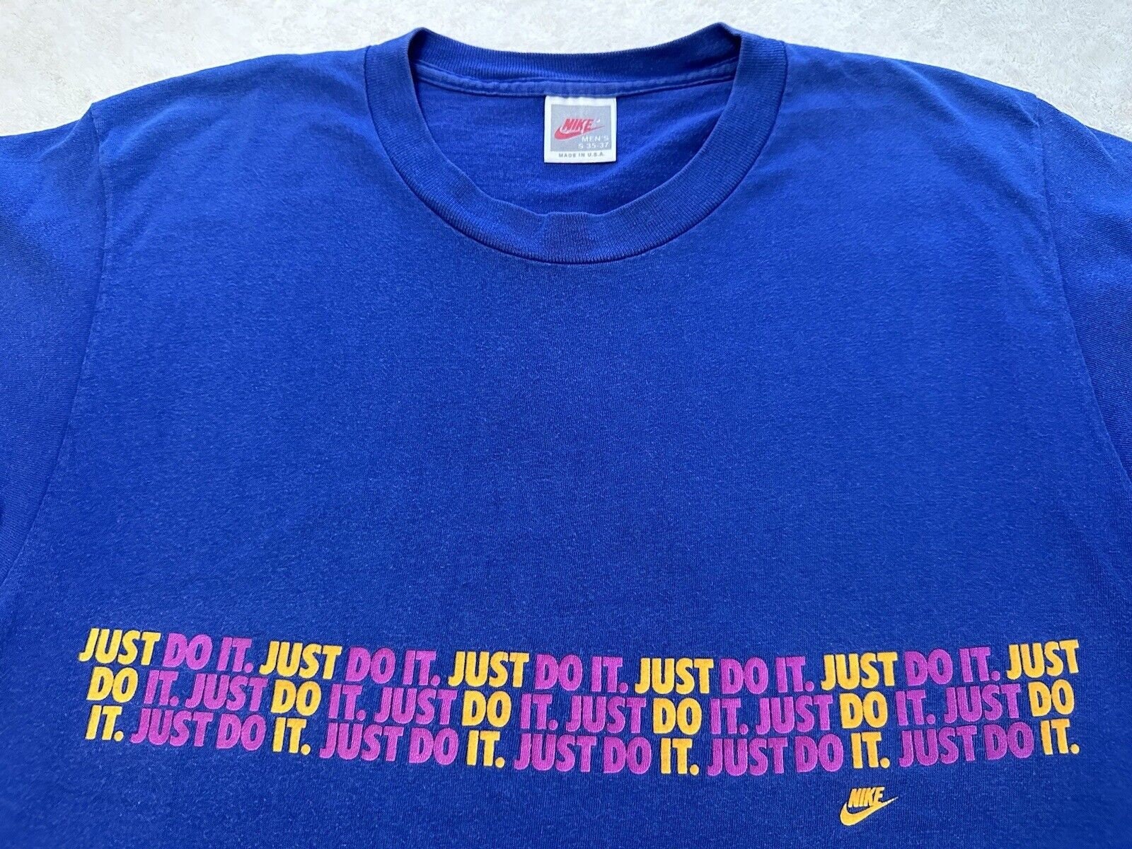 Vintage 1980s 1990s Nike Swoosh Just Do It Graphic Design T