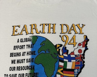 VINTAGE EARTH DAY ECOLOGIST ANIMAL PRINT TEE SHIRT 1989 SIZE