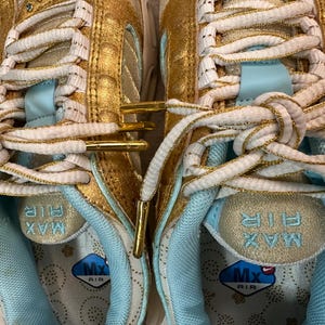 Scarpe da ginnastica Nike Air Max Tailwind IV Gold da donna, taglia 7, anni 2000 (modello 2006), usate pochissimo. immagine 13