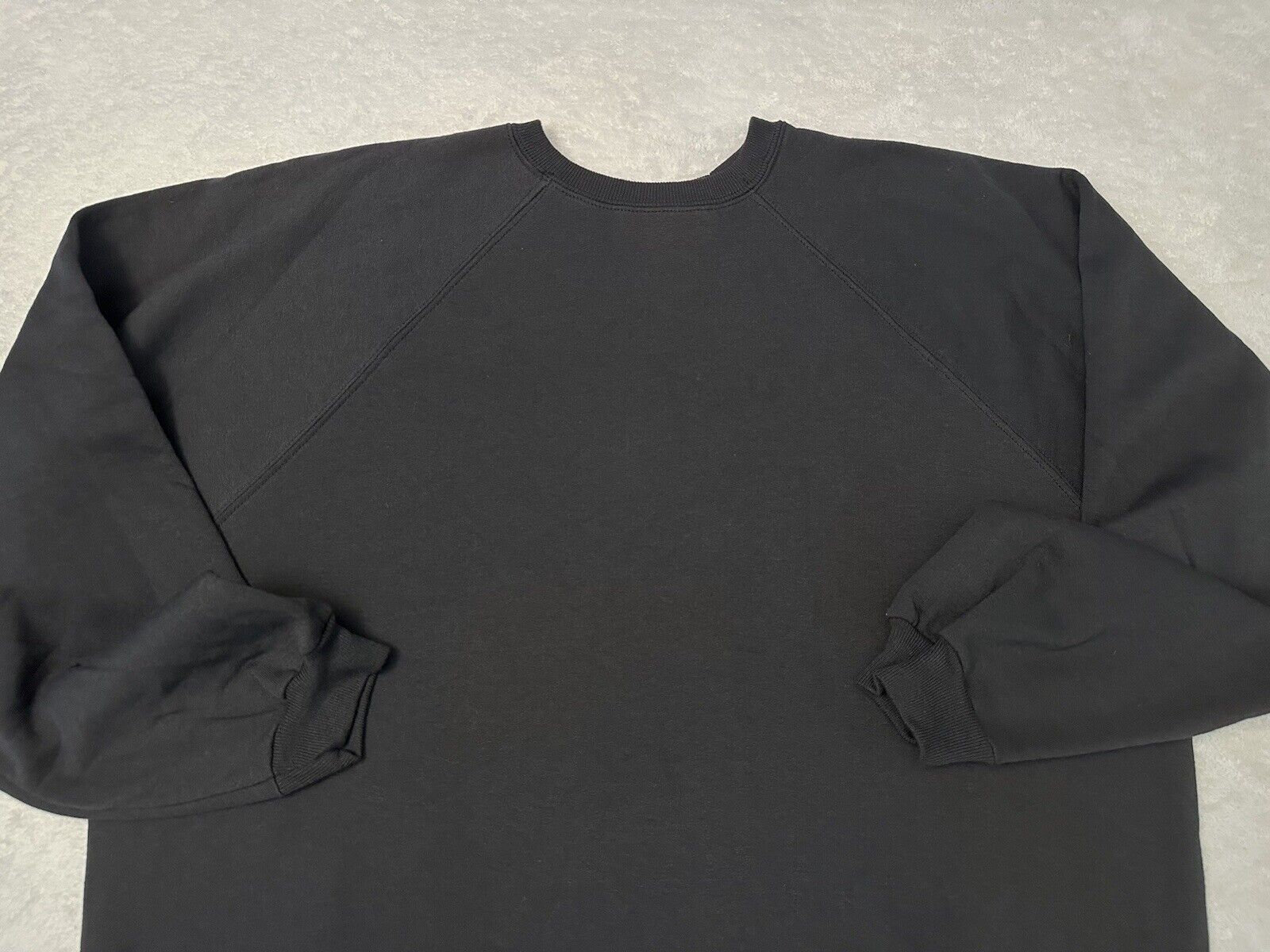 Black crewneck sweatshirt Etsy Mexico