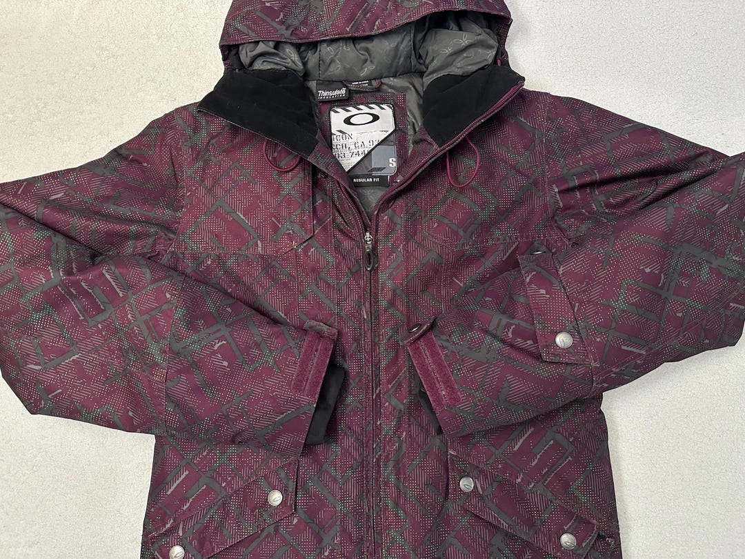 Vintage 2000s Y2K Oakley Ski Snowboard All Over Print