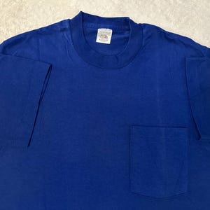 Vintage 1980s 80s Fruit Of The Loom Made In USA Blank Basic Pocket T-Shirt M NEW