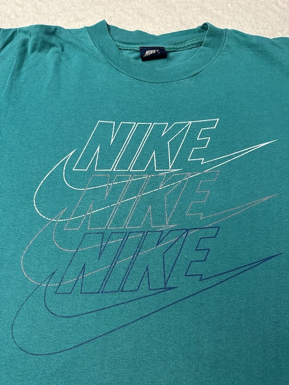 Vintage 1980s 80s Nike Triple Swoosh Brand Logo Graphic T