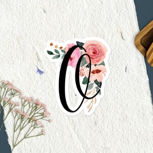 Brief O bloemensticker