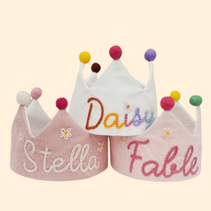 Corona di compleanno ricamata a mano per neonati e bambini, corona con nome ricamata a mano, vestito per il primo compleanno, cappello per il compleanno del bambino, corona con nome per bambino