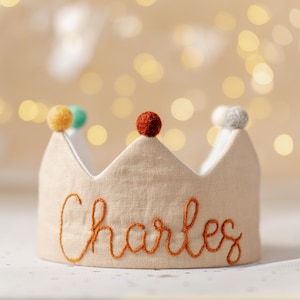 Corona ricamata a mano per il compleanno di neonati e bambini, corona con nome, regalo personalizzato, ricordo per la festa del primo compleanno e occasioni speciali