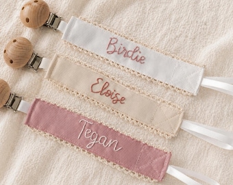 Hand Embroidered Name Pacifier Clip, Personalized Baby Dummy Holder, Ribbed Ribbon Soother Clip, Neutral Baby Gift