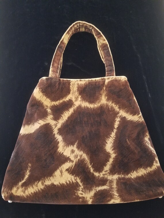 Louis Vuitton Long Zippy Wallet Vivienne Brown Monogram Holiday Giraffe –  Gaby's Bags