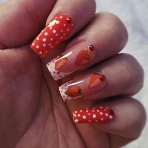 Strawberry Picnic Press On Nails