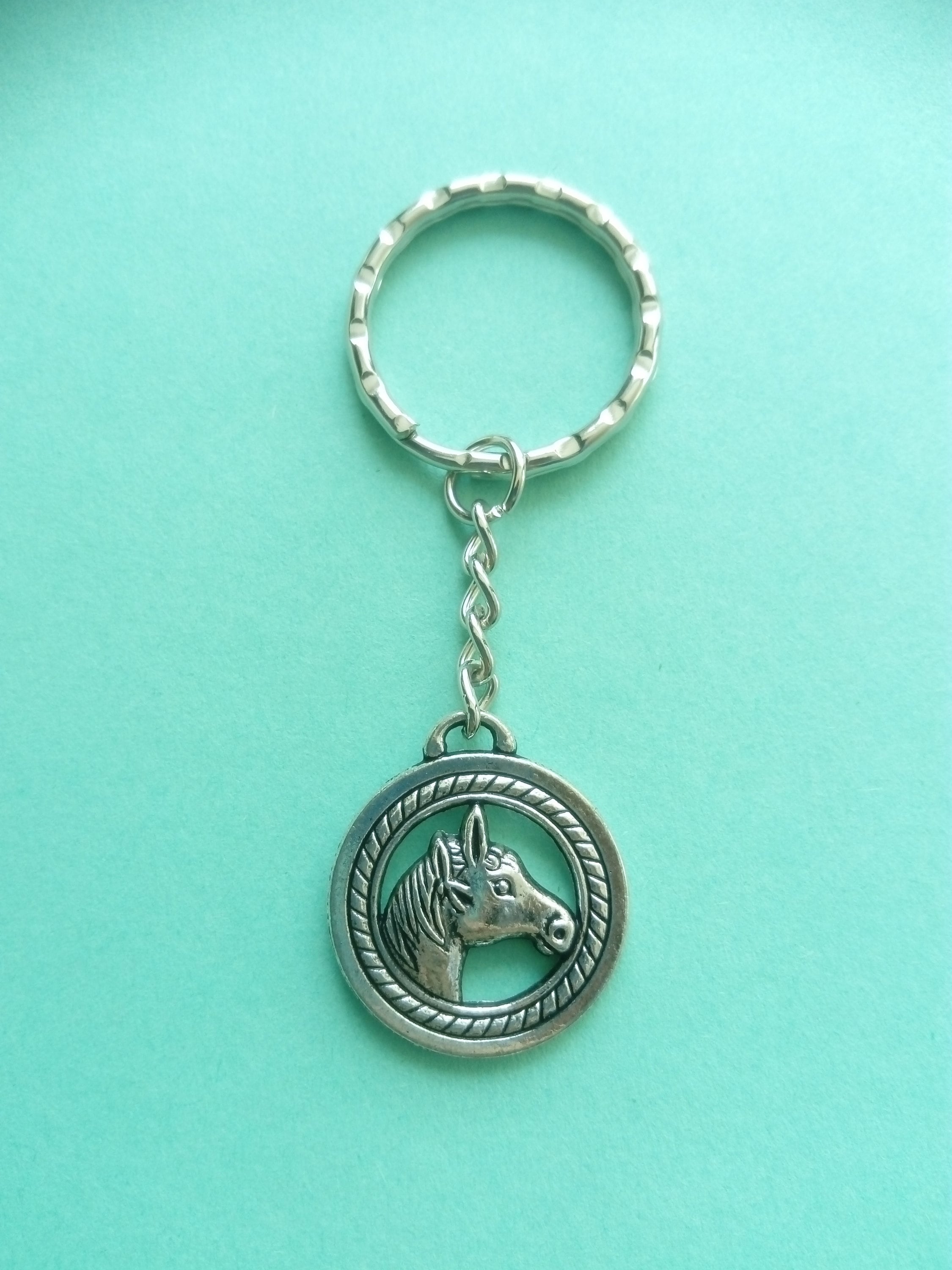 AMZQ Portachiavi a forma di cavallo per donne e ragazze, regalo equestre per gli amanti dei cavalli, Argento, Taglia unica, Moderno