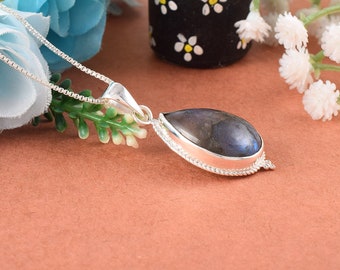 Labradorite Necklace-Labradorite Pendant-Handmade Jewelry-Labradorite Jewelry-Large Labradorite Pear Pendant, Gemstone Pendant-Unique Gifts