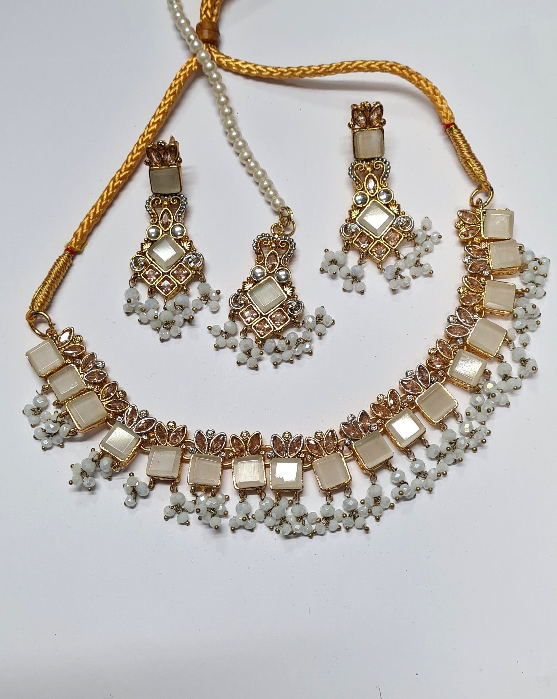 Necklace set under 200 discount