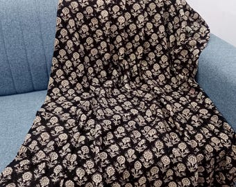 Premium Black Sofa Handmade Black Throw Hand block Print Throw Soft Cotton Blanket Sofa Room Décor Tassels Hand Loomed Lightweight Throw