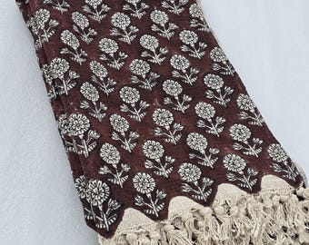 Premium Handmade Sofa Throw, Hand block Print Soft Cotton Blanket Room Décor Tassels Hand Loomed Lightweight Decorative Boho Bedding throw