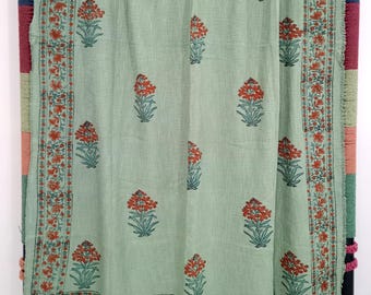 Premium Handmade Sofa Throw, Hand block Print Soft Cotton Blanket Room Décor Tassels Hand Loomed Lightweight Decorative Boho Bedding throw