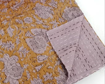Colcha Kantha de algodón con estampado floral hecha a mano – Manta ligera