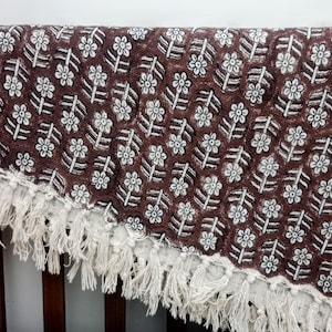 Premium Handmade Sofa Throw Hand block Print Soft Cotton Throw Blanket Room Décor Tassels Hand Loomed Lightweight Decorative Throw For Home