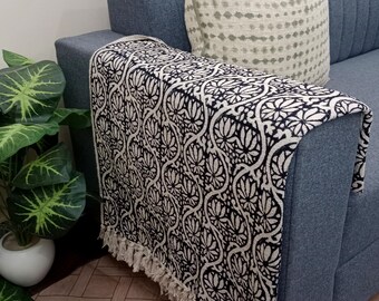 Luxury Valentine's Day Gift, Handmade Block Print Cotton Bedding Throw Blanket with Tassels, Hand Loomed Lightweight Woven Sofa Room Decor