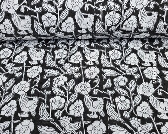 White Floral quilt Kantha Bedding White floral Print Kantha Throw Queen Quilt Cotton Light Weight Quilt Winter and Summer Blanket Bedspread