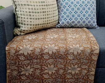 Luxury Valentines Day Gift Block Print Soft Cotton Throw Blanket Tassel Sofa Room Decor Throw Hand Loomed Lightweight Woven Decorative Throw