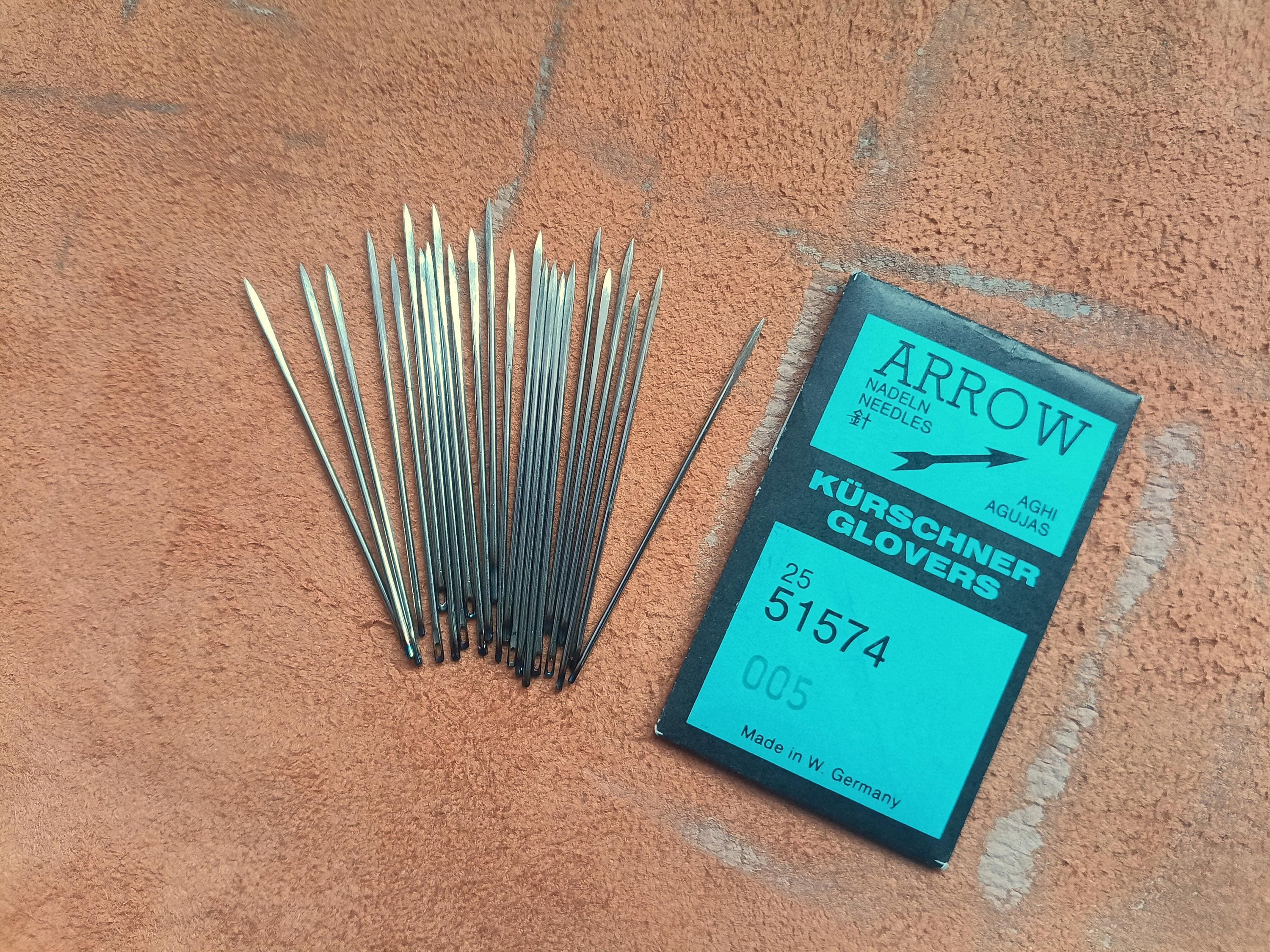 25 Glovers Leather Hand Sewing Needles: Three-edged Tip, Size
