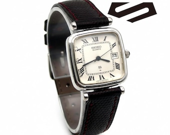 Montre-bracelet Seiko TANK carrée avec cabochon « noir », années 1970