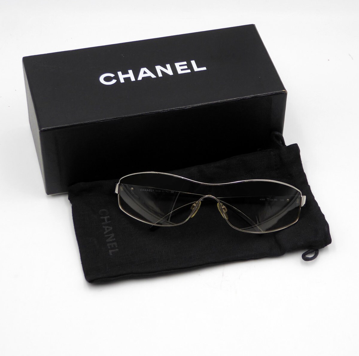 chanel case glass case sunglasses