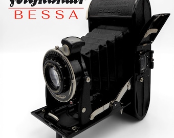Voigtländer Bessa met Voigtar Anastigmat-lens - nr. 2506710. Opvouwbaar model 1929-1930 analoge camera