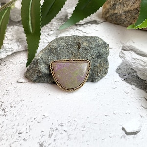 Hermosa stichtita con ranura de latón para trabajos de macramé, piedra ranurada